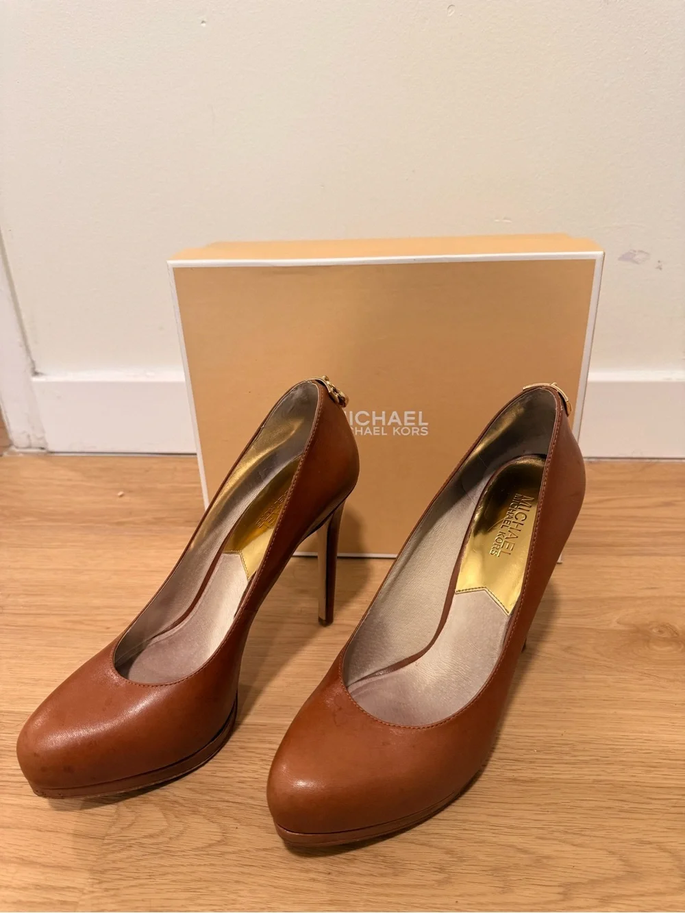 Michael Kors Cognac Leather High Heel Pumps with Gold Accent
